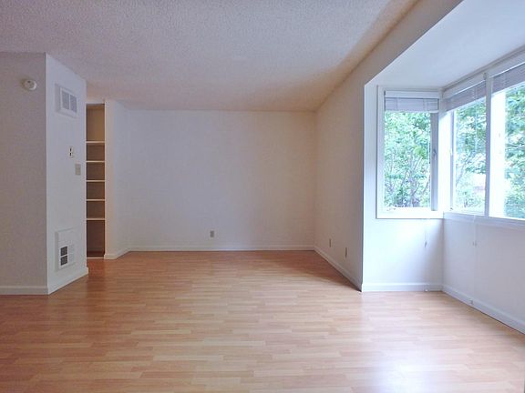 2nd image of 1175 Ellis St APT C203