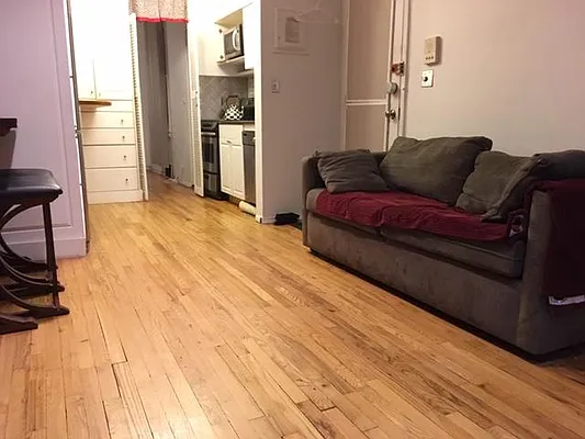 Rented by Mazzeo Real Estate | media 10