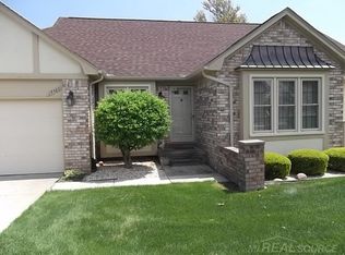 15582 Orchard Ridge Dr BUILDING 23, Clinton Township, MI 48038
