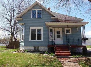 833 Jefferson St, Oshkosh, WI 54901