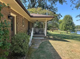 715 Mels Dr, Evansville, IN 47712