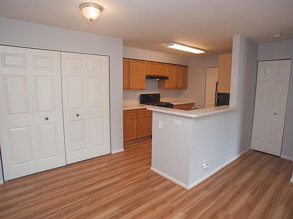 3rd image of 724 N Gary Ave Unit 105