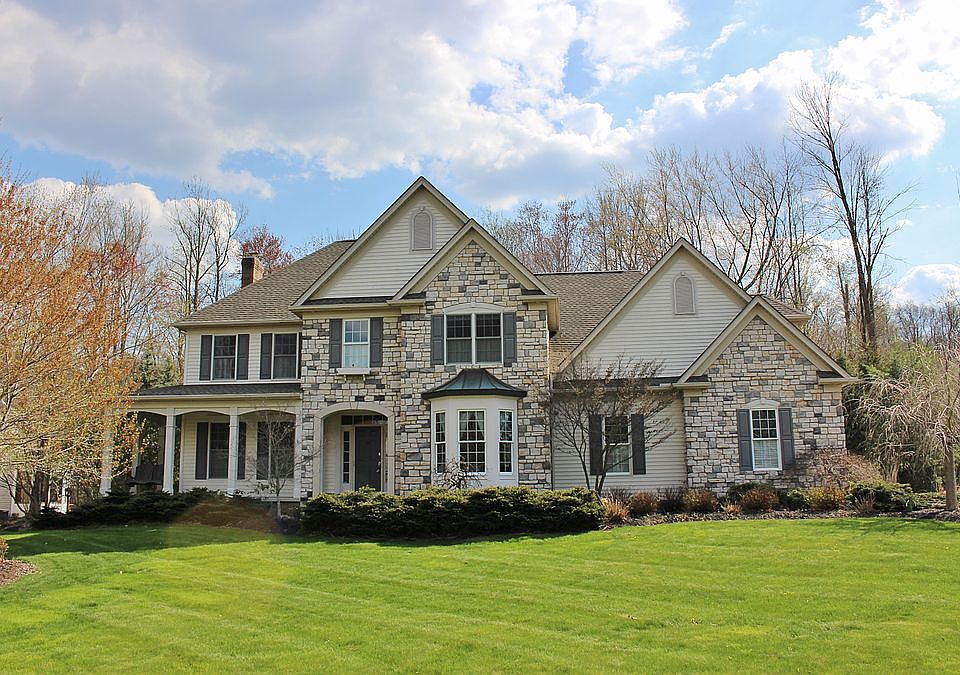 1st image of 8145 Carrington Pl