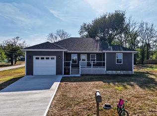 645 Cherry St, Lebanon, MO 65536