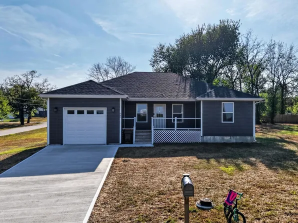 645 Cherry Street, Lebanon, MO 65536