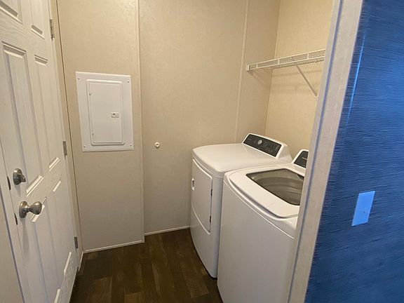4th image of 59446 Hardy Ct