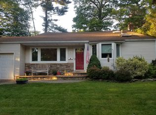 20 Capitol Pl, Huntington Station, NY 11746