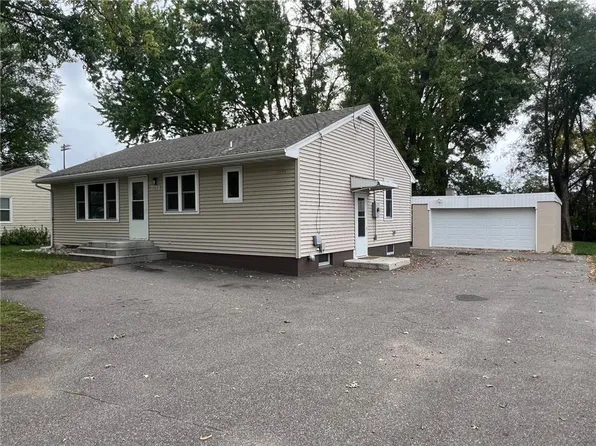 2098 County Road East E, White Bear Lake, MN 55110