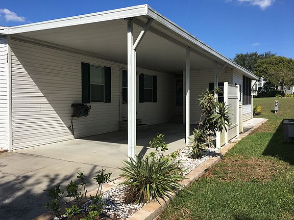 2nd image of 619 Choo Choo Ln