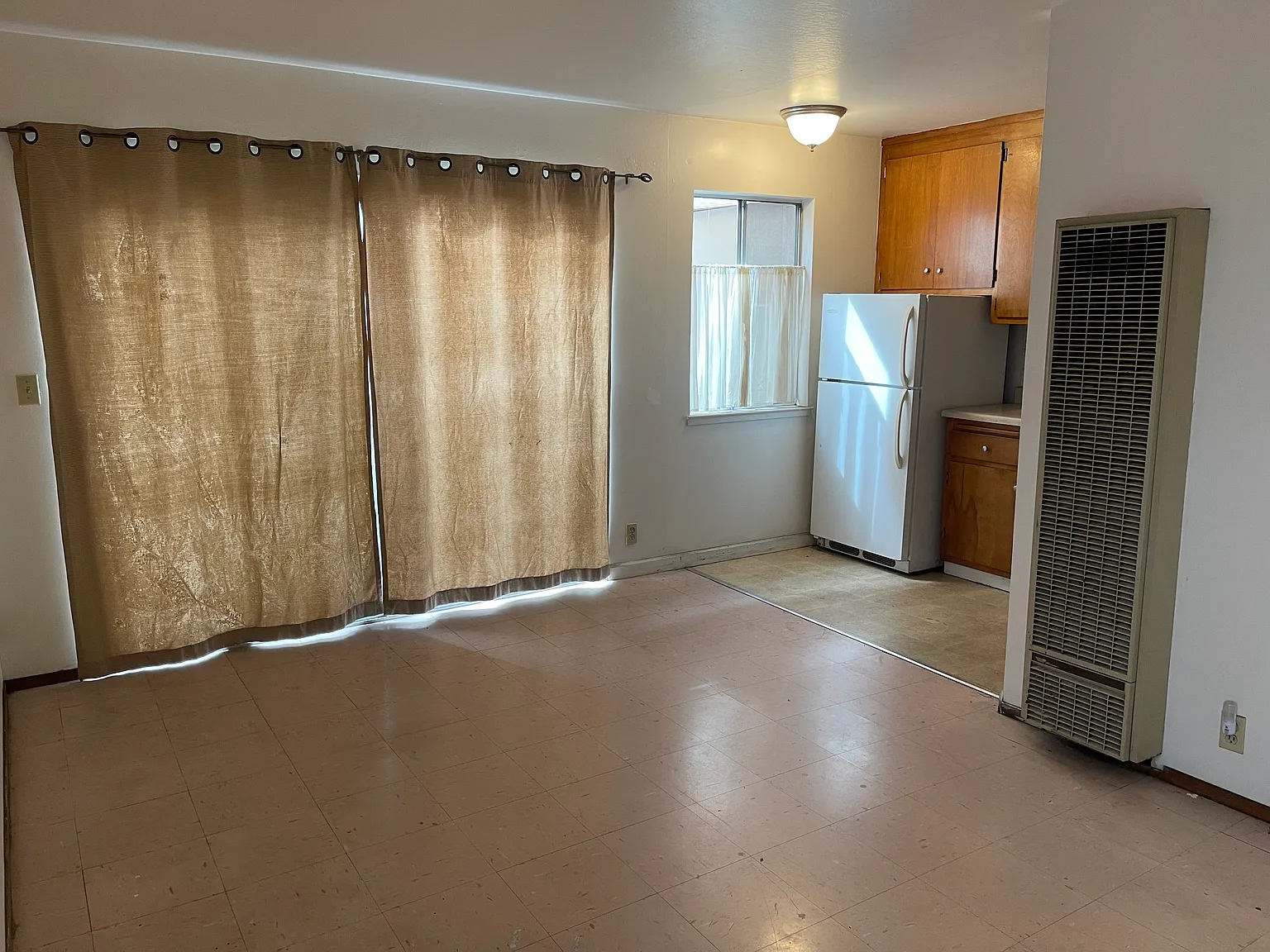 2 bed, $2,300 — Photo 2