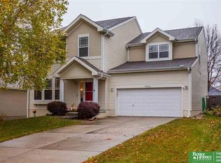 19008 C St, Omaha, NE 68130