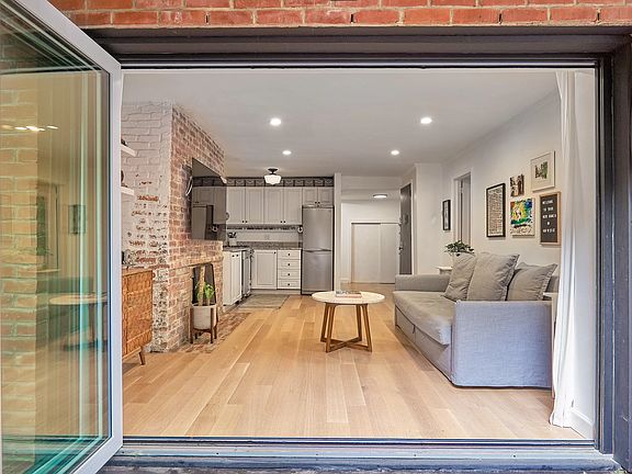 3rd image of 458 W 23rd St