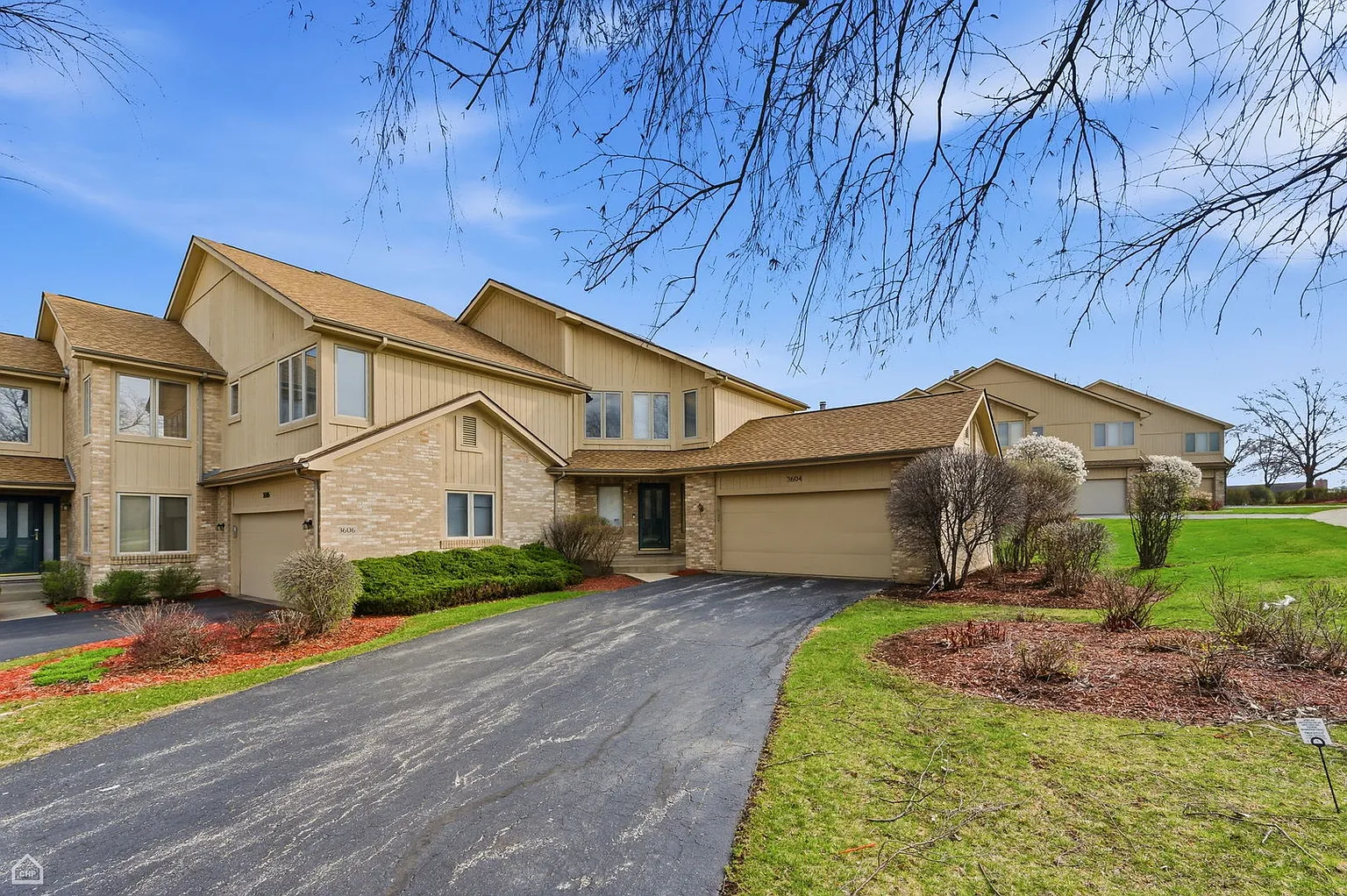 3604 Robert Ct photo 1