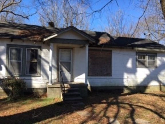 2nd image of 127 Bowen Ln