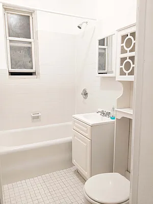 Rented by Voro, LLC | media 7