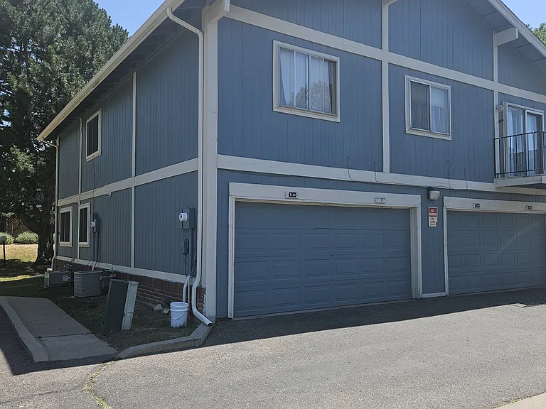 1186 S Uvalda St — Photo 3