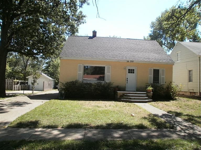 1st image of 310 Montebello St SE