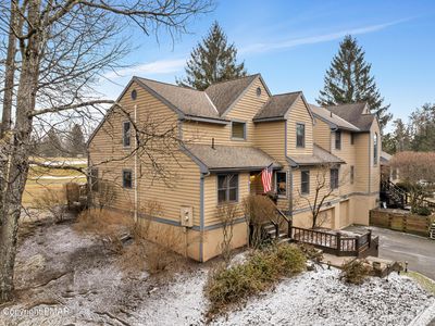 2168 Oak Hill Dr, Buck Hill Falls, PA, 18323