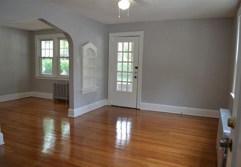 1st image of 2924 Victoria Ave APT 2