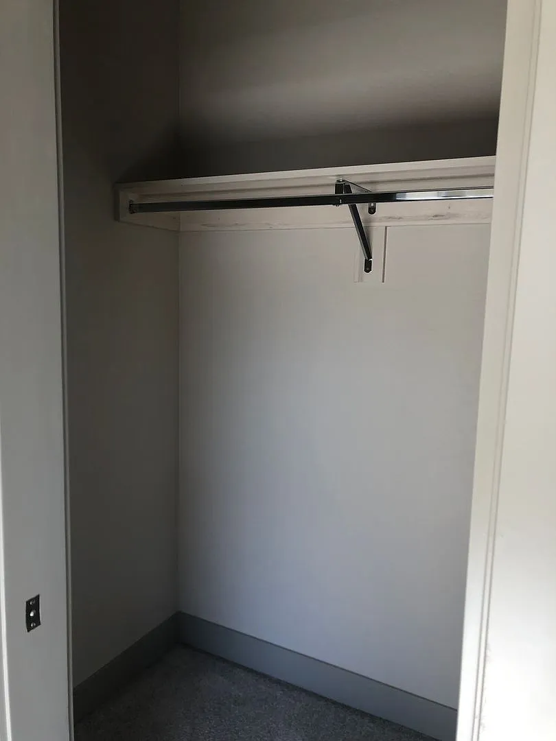Spacious Townhome — Photo 3