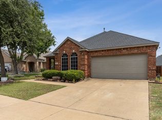 10802 Lansdowne Ln, Rowlett, TX 75089