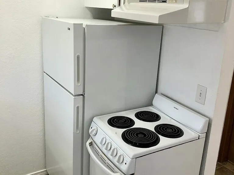 1-Bed 1-Bath 1-Bed 1-Bath