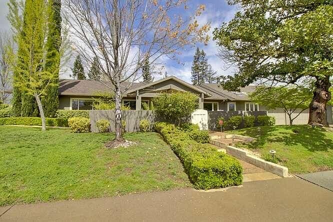 1st image of 4049 Wycombe Dr