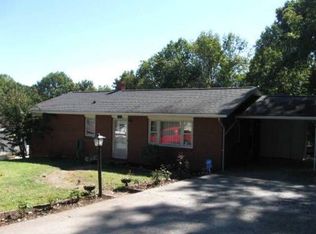 180 Seminole Dr, Collinsville, VA 24078