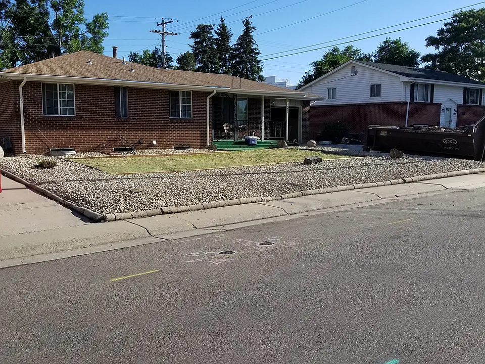 7886 W Mexico Pl