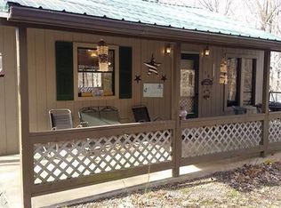 549 Bayview Dr, Cadiz, KY 42211