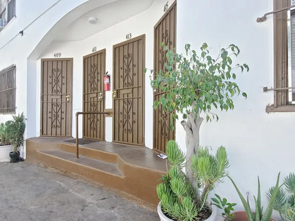 415 N Virginia Ct, Long Beach, CA