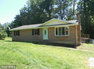 150 Woodthrush Ln, York, PA 17403
