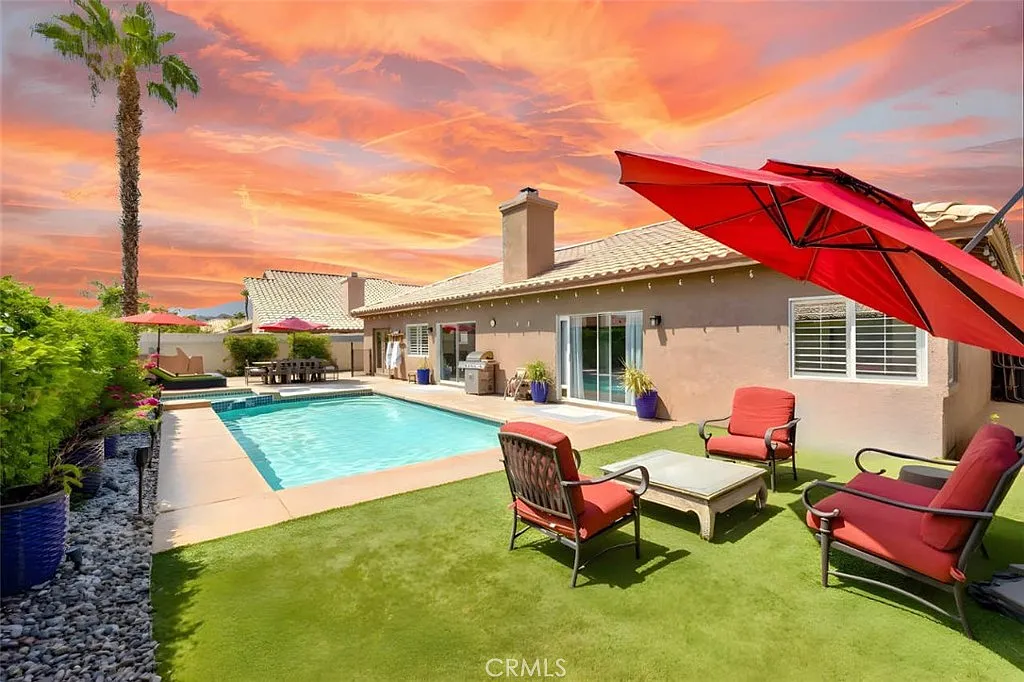 3 bed, 2025 sqft, $4,225 — Photo 1