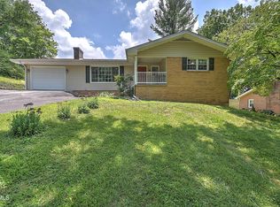 195 Pineview Dr, Bristol, VA 24201