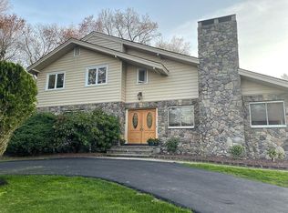 30 N Park Ter, Congers, NY