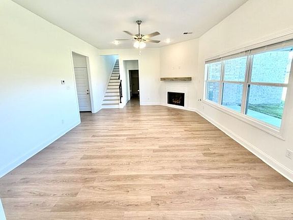 2nd image of 7455 Newbury Dr