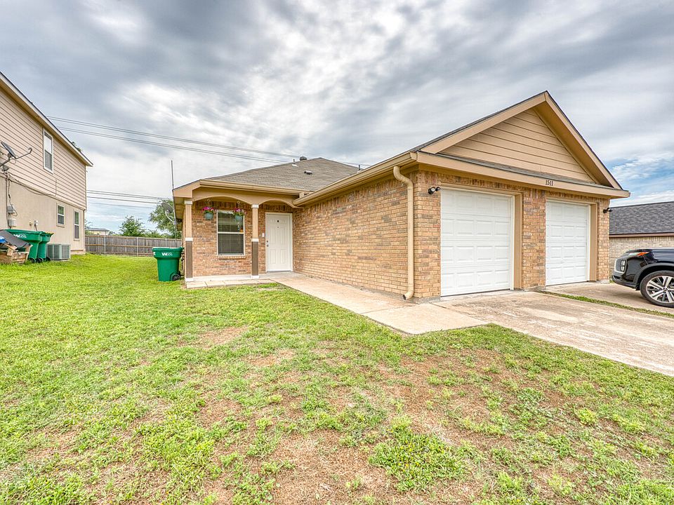 1st image of 1511 Claremont Cir #A