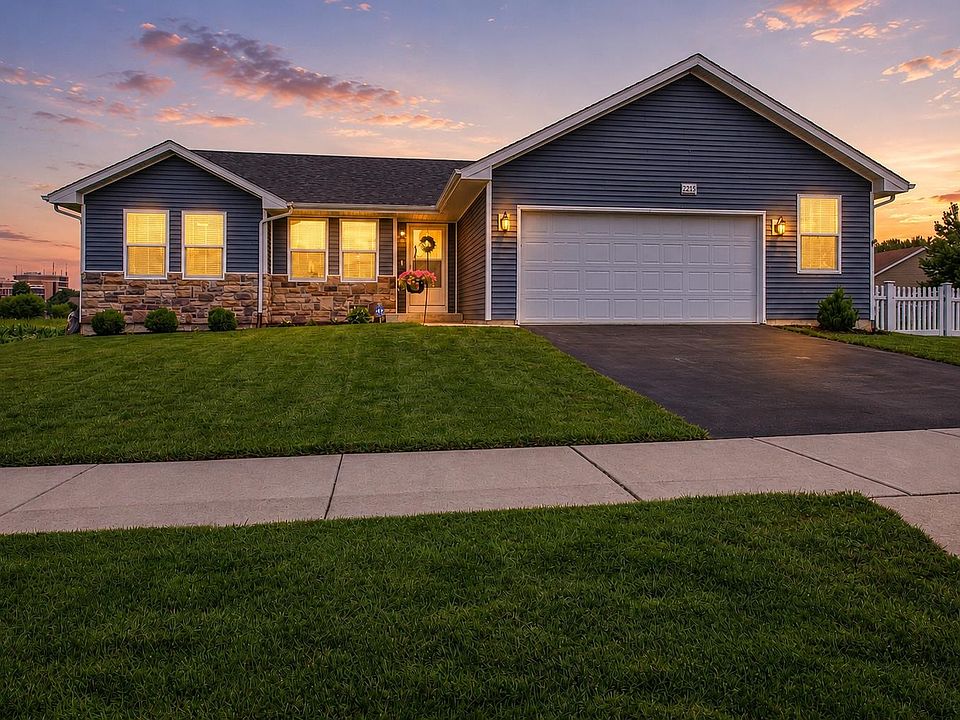1st image of 2215 Red Barn Ln