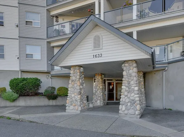 1633 Dufferin Cres Unit 311, Nanaimo, BC V9S 5T4