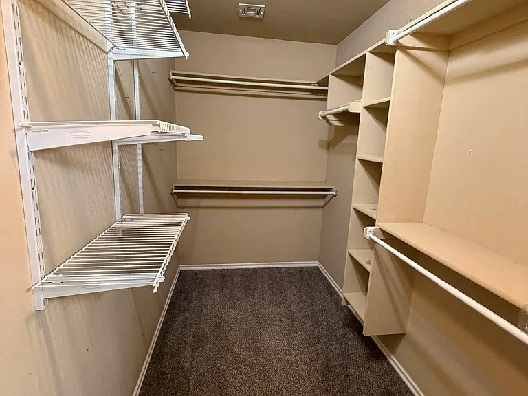 524 E Juniper Ln — Photo 17
