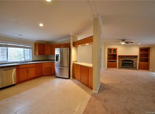 230 Waycross Dr, Rockwell, NC 28138