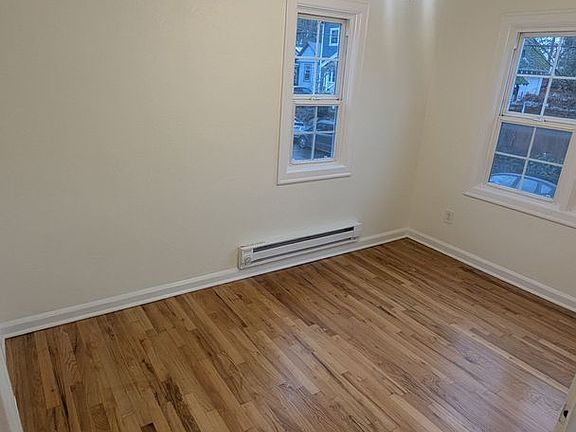 3rd image of 1308 SE 36th Ave #281-04