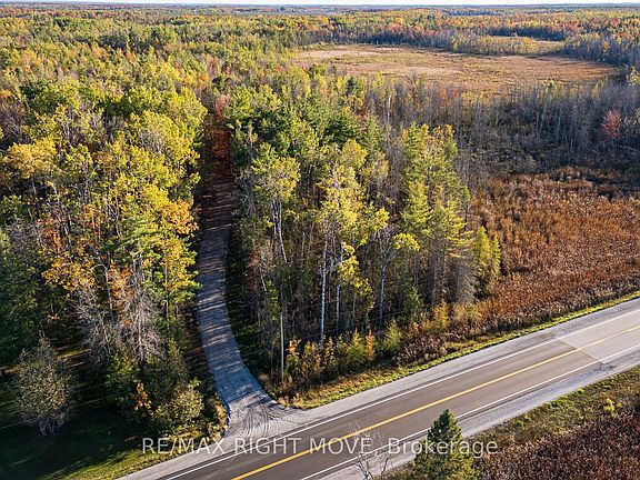 2nd image of 2085 Monck Rd