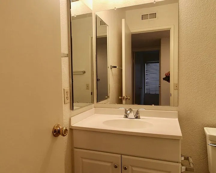 1553 Palomar Dr — Photo 18