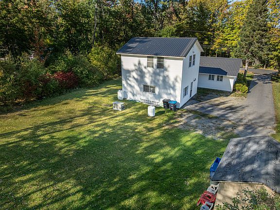 3rd image of 22 Westwood Drive