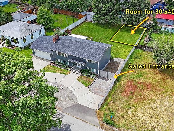 2nd image of 3107 N Lily Rd