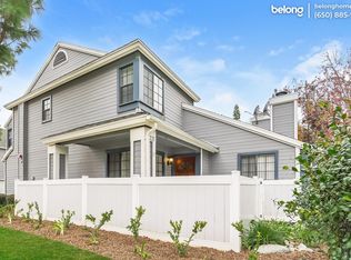 221 Alder Ct, Azusa, CA 91702