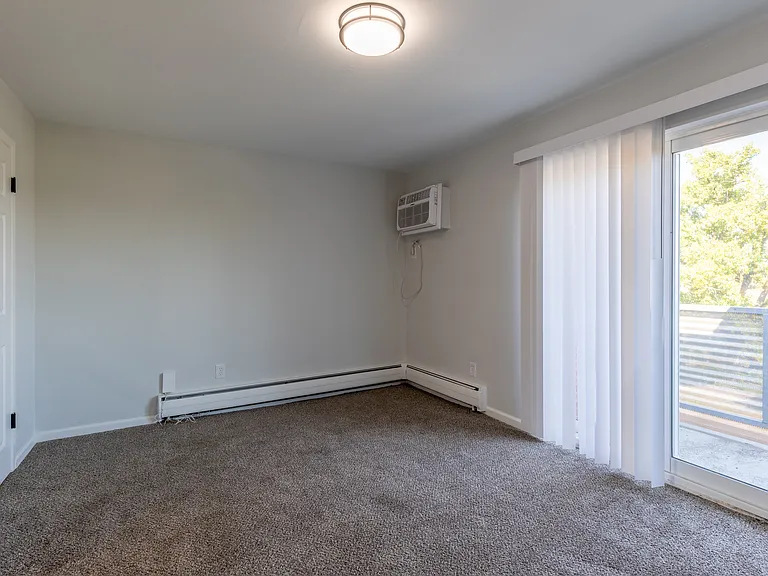 The Park on 13 Apartments - Royal Oak, MI — Photo 29