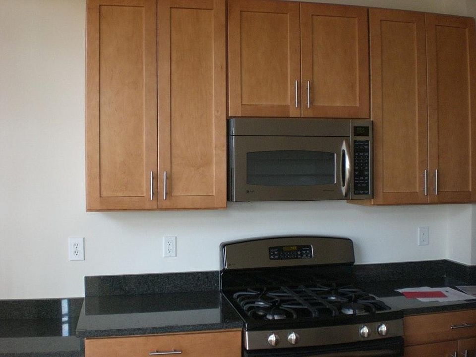 1st image of 1800 Wilson Blvd #448