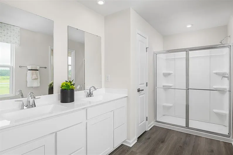 1145 Bethel Ridge Dr — Photo 3